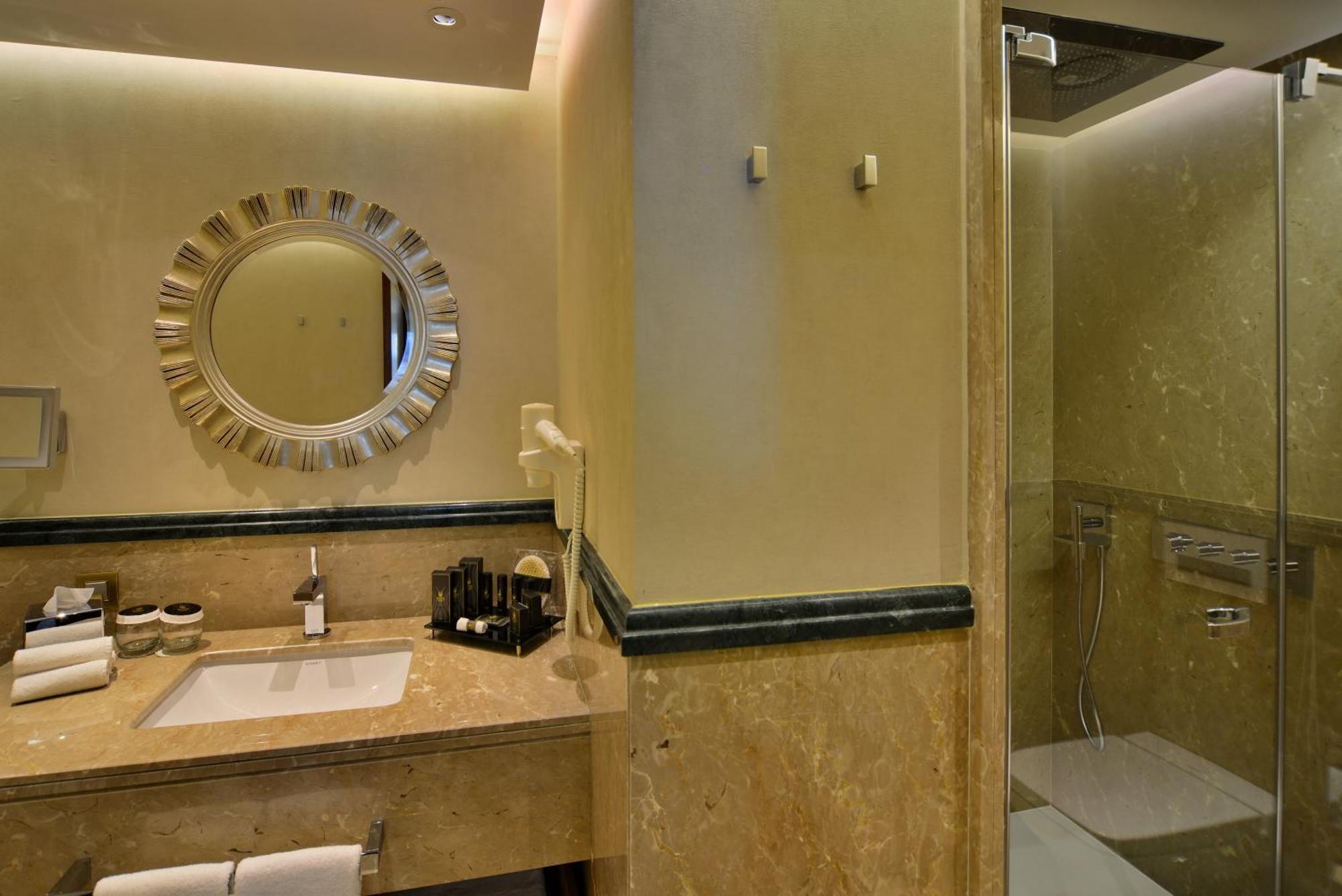 Warwick Ankara Hotel Luaran gambar